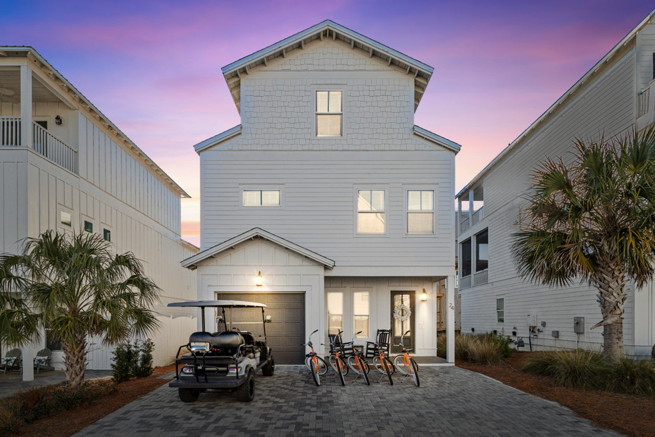 Twilight Exterior Photos
